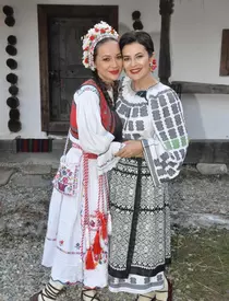 angelica-stoican-niculina-stoican-1