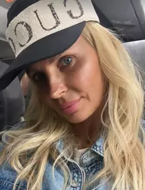 2022-10-03-15_56_58-Stories-•-Instagram