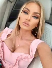 maria-constantin-in-costum-popular