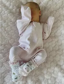 rebel-wilson-a-devenit-mama-2