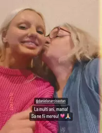alexandra si mama ei