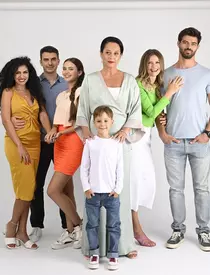 Cine este Andrei Voicu din serialul Lia. Puștiul care joacă rolul Robert Vornicu a luat și castingul pentru serialul Clanul