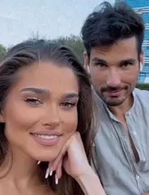 theo rose insarcintat