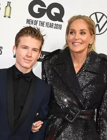 Cannes – Amfar Party Photocall