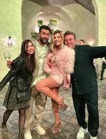 Loredana Groza, apariție sexy la nunta lui Smiley cu Gina Pistol. Cine a însoțit-o la eveniment după despărțirea de soțul ei, Andrei Boncea