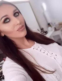 "Poate muri în orice clipă, nu mai are o parte din craniu". Sora Danei Roba, detalii cutremurătoare despre starea vedetei, după ce a fost lovită cu ciocanul în cap
