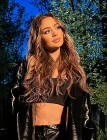 iulianaberegoiofficial1905793564689438475092522838192857558432141n-1622281360rs8jwcs