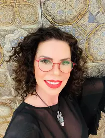 Ce relație are Luminița Anghel cu fiul ei biologic, Filip, și de ce nu apare la TV: „Este un copil nonviolent, care se ferește să pronunțe cuvinte vulgare și…” / EXCLUSIV