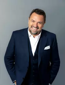 Horia Brenciu i-a spus fiului său adoptiv despre mama lui biologică: „Am vorbit despre ea. Are dreptul să o cunoască atunci când împlinește 18 ani”. Femeia voia să facă avort / EXCLUSIV