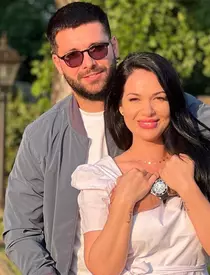 deea-maxer-a-facut-marele-anunt-dupa-cateva-luni-de-relatie-robert-drilea-a-facut-pasul-cel-mare-mi-a_2-1