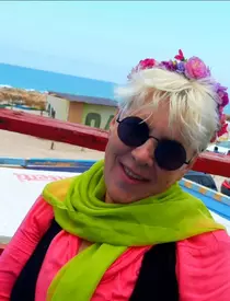 „În 2017 am avut un AVC lacunar. Am fost internată, am slăbit foarte mult, eram convinsă că voi muri”. Prin ce cumpănă a trecut Silvia Dumitrescu, după ce s-a îmbolnăvit de tiroidă