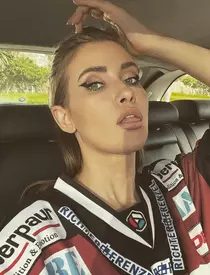 iulia-albu-25