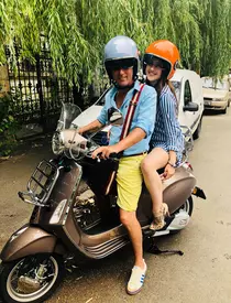 Cum arată casa lui Mugur Mihăescu din satul natal. A fost sursă de inspirație pentru povestea din Vacanța Mare: „Secretul vieții mele"