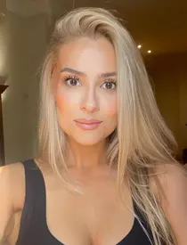 Motivul real al divorțului dintre CRBL și Elena Viscu. Artistul a spus de ce au ajuns la despărțire, după 16 ani de căsnicie: „Poate de acasă nu pare așa. Noi…”