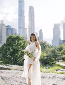 Ramona Păun și Cosmin Mihăiță au făcut nuntă în America, iar evenimentul a fost de basm: "El mi-a făcut mereu cele mai frumoase surprize, dar asta le-a întrecut pe toate"