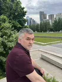 Leonard Doroftei merge și își bea cafeaua la cimitir, la mama lui. Rana pe care marele sportiv nu o poate vindeca: „Nu mai țipați la părinți, nu mai vorbiți urât, că nu știi cât îi mai ai! Pe urmă, degeaba te mai duci la mormânt și plângi"