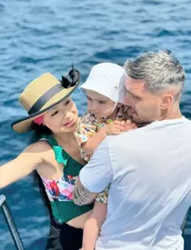 Vlăduța Lupău a anunțat, în direct, că Andra și Cătălin Măruță vor fi nașii fiului ei nou-născut, Isaia: „De aceea am vrut să aleagă ea numele”. Reacția prezentatorului TV