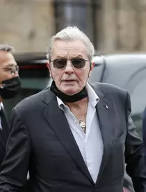 Arrivées – Obsèques de Jean-Paul Belmondo en en l’église Saint-Germain-des-Prés, à Paris
