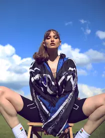 iulia0-2
