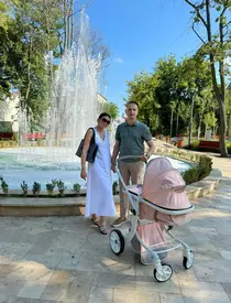 Cosmina Adam și-a botezat fetița. Imagini de la creștinarea micuței Francesca: „Mami și tati îți doresc din toată inima ca în drumul tau să întâlnești doar oameni care să te iubească"