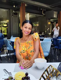 Majda Aboulumosha, despre relația de șapte ani cu iubitul ei, Mihai: „Trăiesc o iubire frumoasă, mă bucur de ea. Cred că foarte important e să nu ai secrete, să te susții”. Ce spune vedeta despre căsătorie / EXCLUSIV