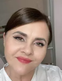 Cine este Niculina Stoican. A fost abandonată de tată, înșelată de soț și a lucrat ca dădacă, înainte să devină cunoscută