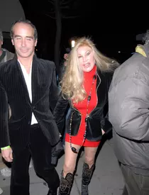 Jocelyn Wildenstein, alias Catwoman, a murit. De ce s-a stins din viață vedeta, celebră pentru operaţiile estetice extreme