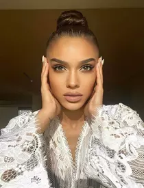 Cu cine își lasă Karmen Simionescu fiica atunci când pleacă la Asia Express. Surpriză! Nu cu tatăl ei