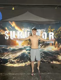 Cine este Mario Longa de la Survivor România 2025. Are 19 ani, a fost fotbalist, iar un accident tragic i-a marcat viața