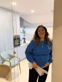 Imagini din penthouse-ul de lux în care Culiță Sterp și Daniela Iliescu s-au mutat de curând. Locuința care se învârte după soare are dressing spațios și mobilier modern