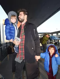 *EXCLUSIVE* Gerard Pique and Shakira take their kids to Hunt & Fish Club for a family dinner in NYC