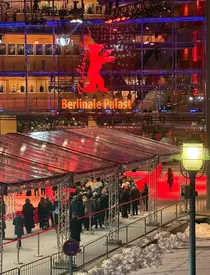 Cine este Darius Mârza, milionarul clujean care a participat la Berlinale. A fost însoțit de soția lui, Ioana, pe covorul roșu