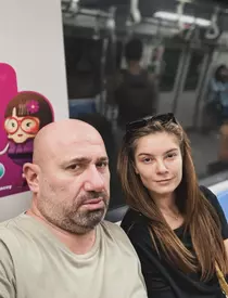 Cum i-a dat Cătălin Scărlătescu inelul de logodnă Doinei Teodoru: "L-am ținut în buzunar vreo lună până să-mi fac curaj". Reacția amuzantă a iubitei sale