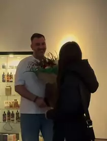 Șerban Cazan, partenerul de afaceri al lui Smiley, și-a cerut iubita în căsătorie: „Pentru totdeauna începe acum”. Cum arată inelul de logodnă
