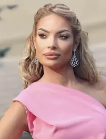 valentina pelinel 2
