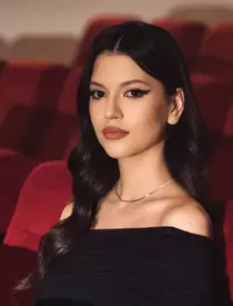 cleopatra stratan2