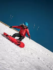 Imagini-rare-cu-fiul-Ioanei-Basescu