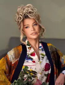 Fata ei este model! Loredana a admirat-o pe Elena în timp ce defila pe podium, la un eveniment organizat pentru femeile care suferă de cancer: ”Să-ți vezi puiul strălucind în roșu, așa frumos, și pentru o cauză nobilă" / EXCLUSIV