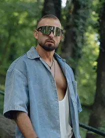 Cristi de la Insula iubirii3