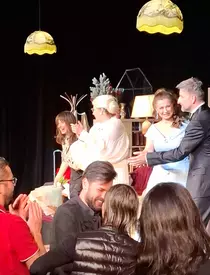Kira hagi pe scena