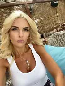 laura vicol 9