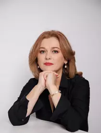 2-Simona-Mihaescu-CL1A6302-1200×1800