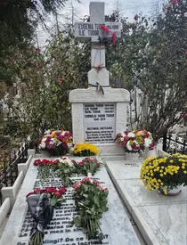 Corneliu Vadim Tudor4