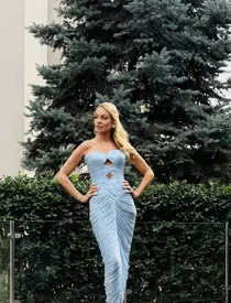 valentina pelinel model
