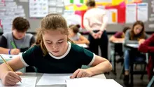 Perlele de la Evaluarea Națională 2026. Cele mai amuzante răspunsuri date de elevi la proba de Limba și literatura română