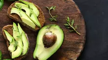 Ce se întâmplă cu colesterolul tău dacă mănânci avocado în fiecare zi: beneficii și contraindicații