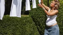Wow, asta da surpriză!! Îndrăgita vedetă e din nou însărcinată! Vine bebe nr. 5! Uite cât de frumos a anunțat!