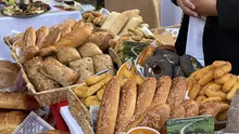 Spectacolul pâinii în București. Kosovarii au venit cu plăcinte spectaculoase, croații cu zeci de forme și sortimente
