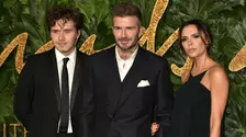 David Beckham rupe tăcerea după declarațiile șocante făcute de fiul său, Brooklyn: "Trebuie să îi lași să facă și greșeli"