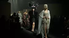 Valentino Haute Couture SS 2026: privirea, ritualul și moștenirea